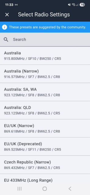 Toca los ajustes de radio que coincidan con el nombre de tu país/región.
