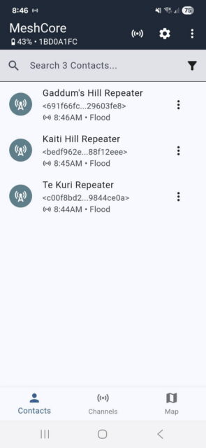 Pulsa el icono de menú de tres puntos junto a un contacto repetidor.